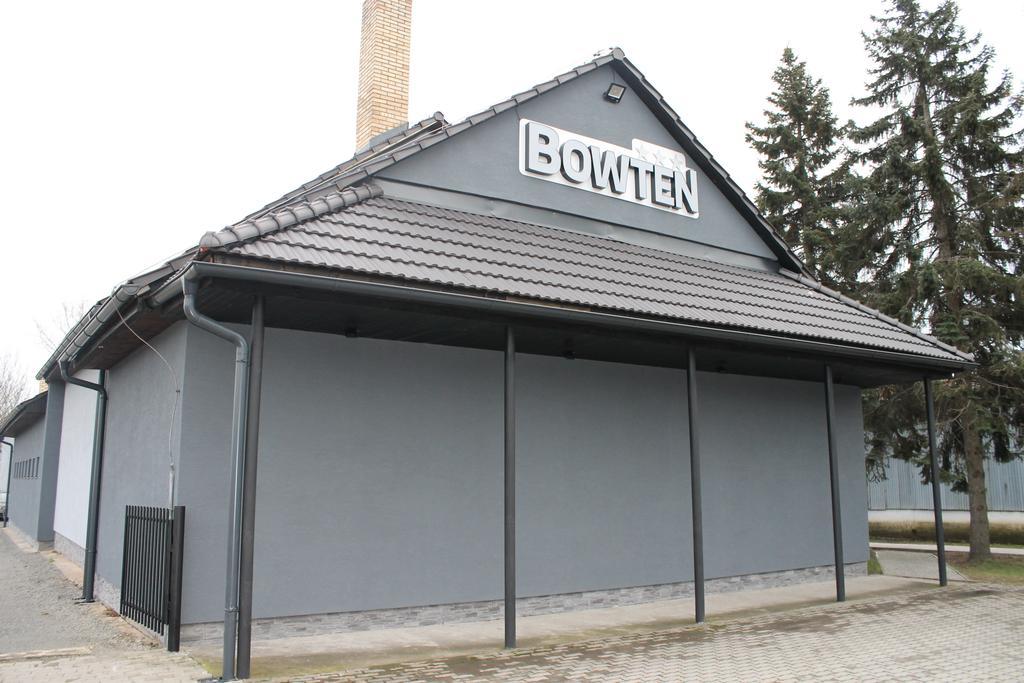 Penzion Bowten Secovce Dış mekan fotoğraf